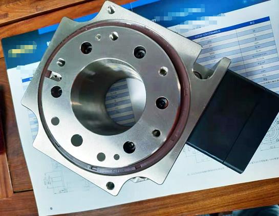 Bàn xoay rỗng không thấm nước